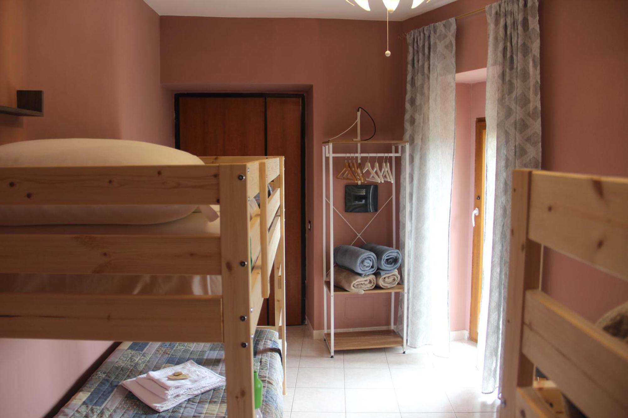 Casa Vacanze Sud E Magia Castelmezzano Bagian luar foto